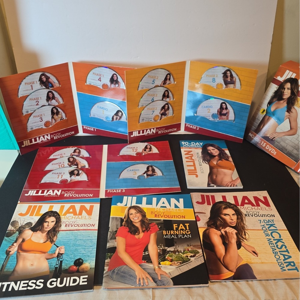 Jillian Michaels Body Revolution 15 DVD Set 90-Day Fitness Program w/ Guides
